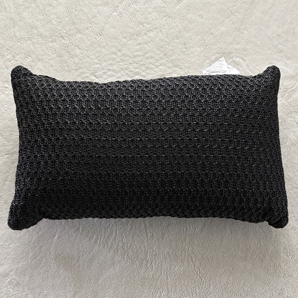 Pottery Barn Faux Natural Fiber Honeycomb Outdoor Lumbar Pillow 16x26” Black NWT